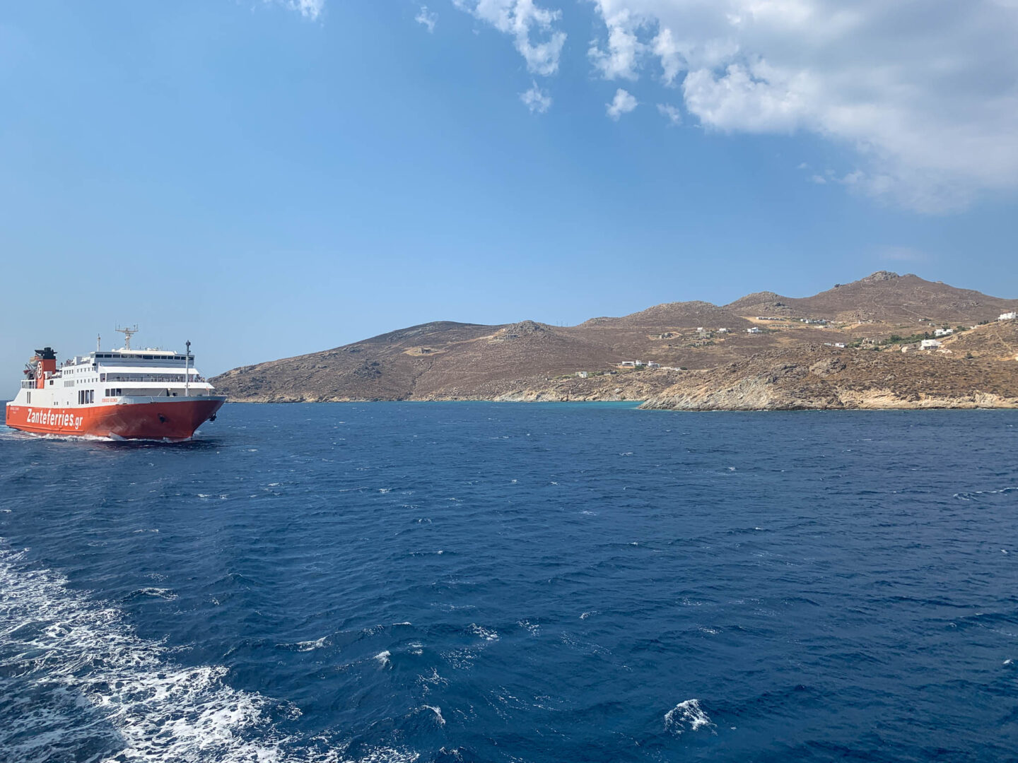 Boat approaching Serifos