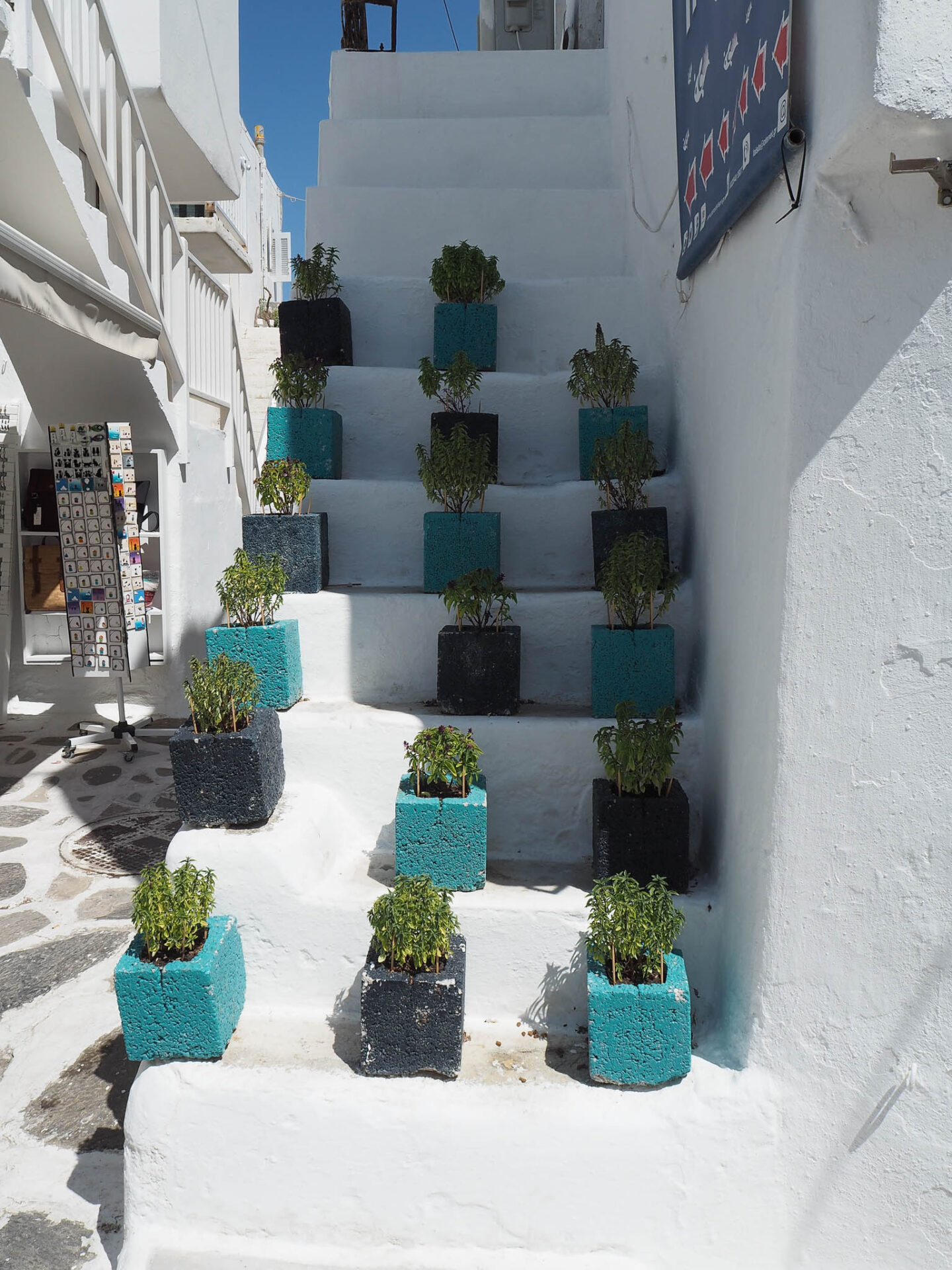 Paros flower pots