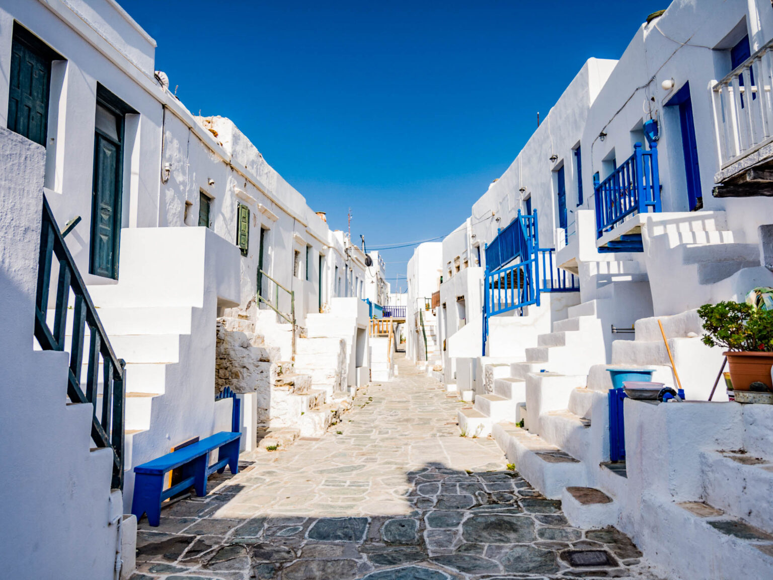 Folegandros: Rugged beauty in the most romantic Greek island