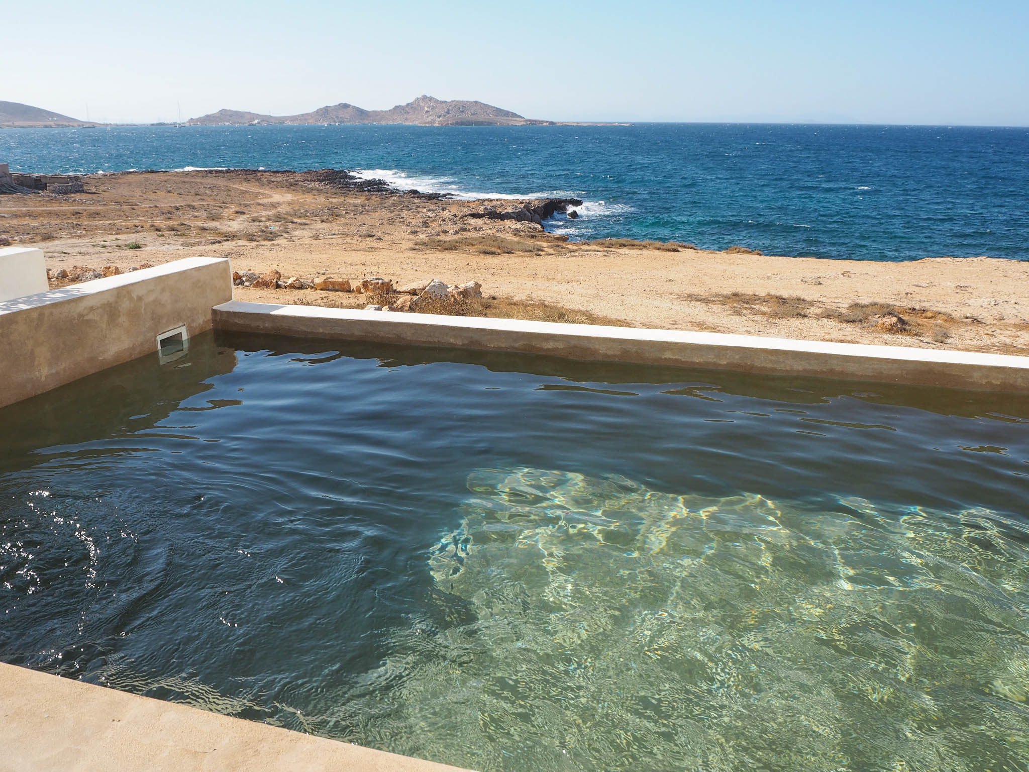 Paros Cape Suites swimming pool